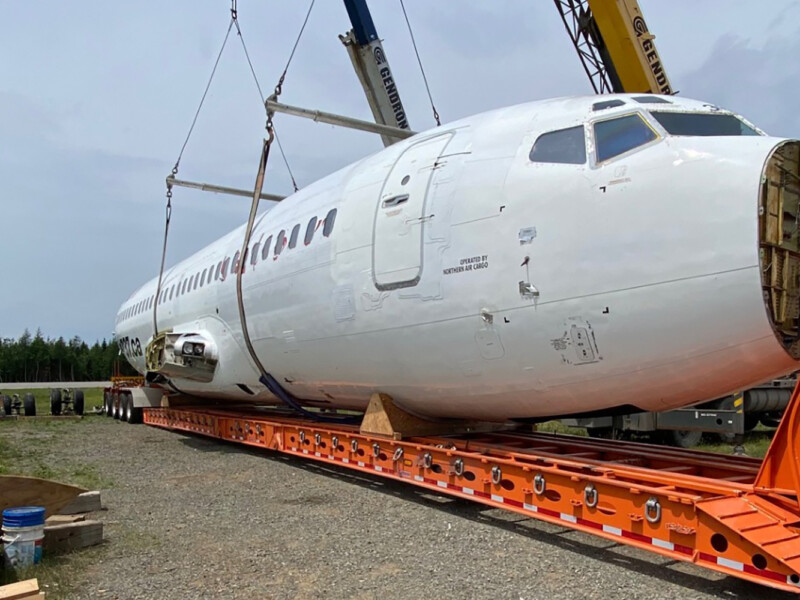 BOEING 737-200