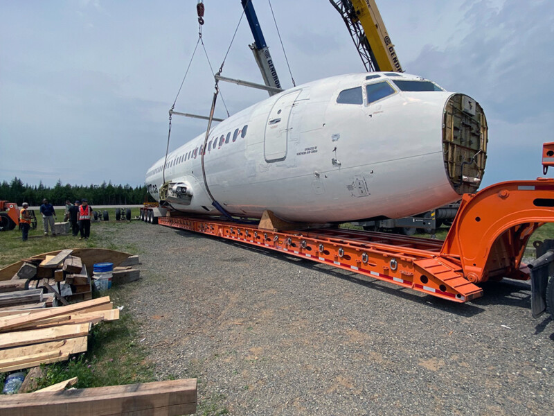 BOEING 737-200
