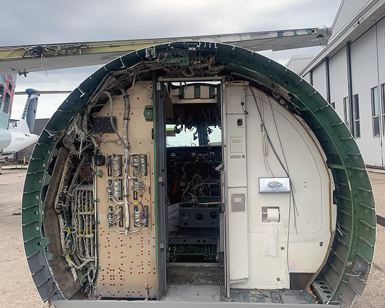 Dash 8 Q100